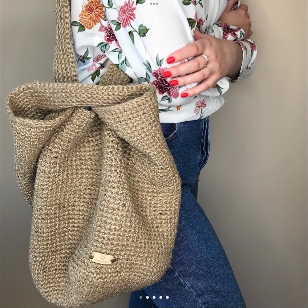 Handmade jute Woven Tote Bag - NWT